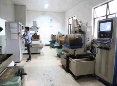 進口(kou)慢走絲設備